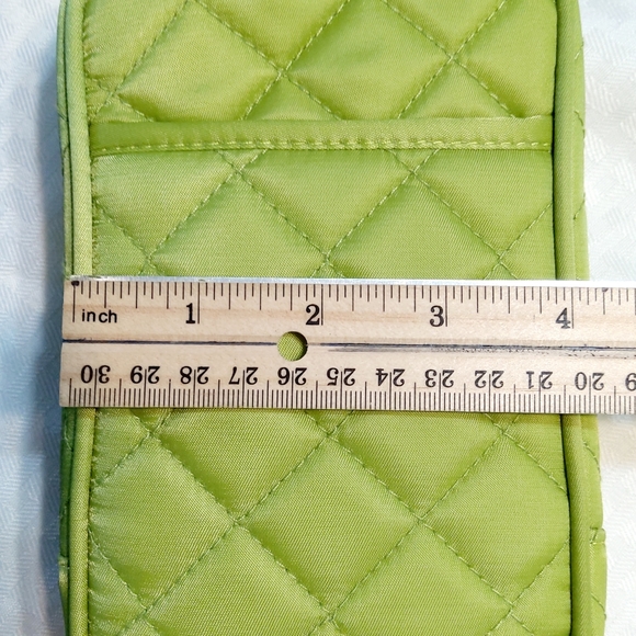 Summer Fun Quilted Green Crossbody - Picture 5 of 6